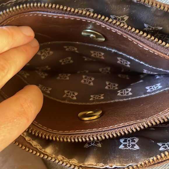 Lakeland Leather handbag - Picture 9 of 11